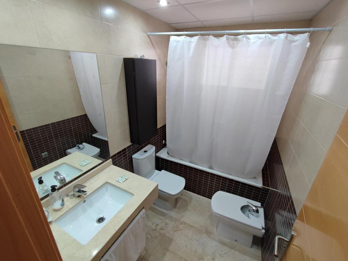 Villa Aguilas Club - Guest House מאלגה מראה חיצוני תמונה